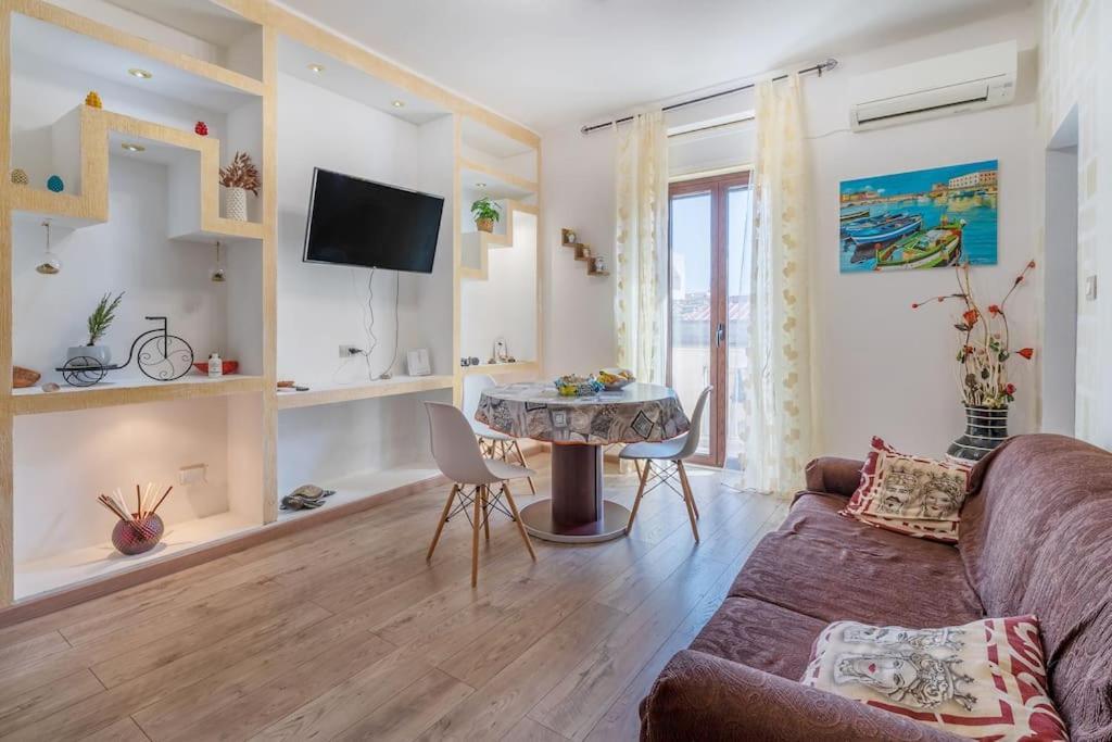 Sirakousai Sweet Home Сиракузы Экстерьер фото